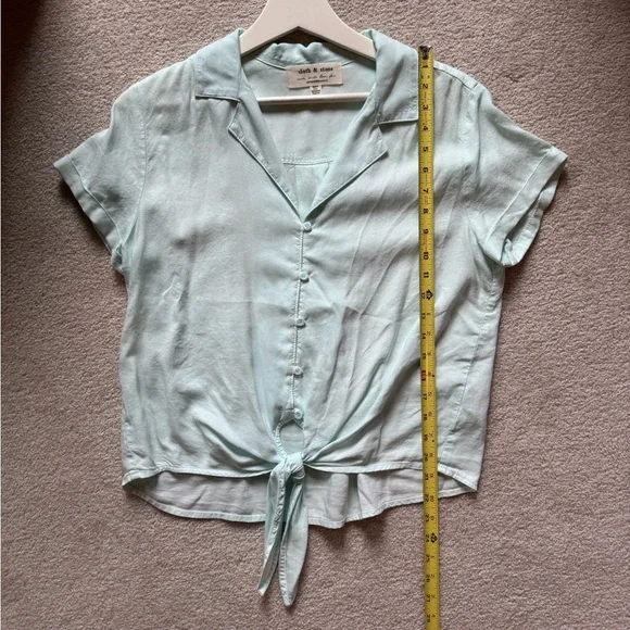 Cloth & Stone Tie-Front Buttondown size M - Picture 5 of 5